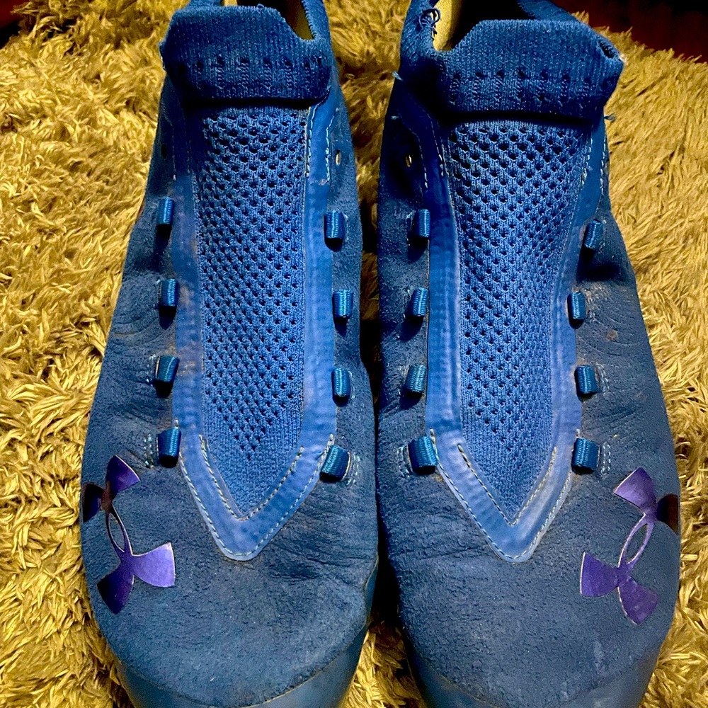 Under Armour football cleats